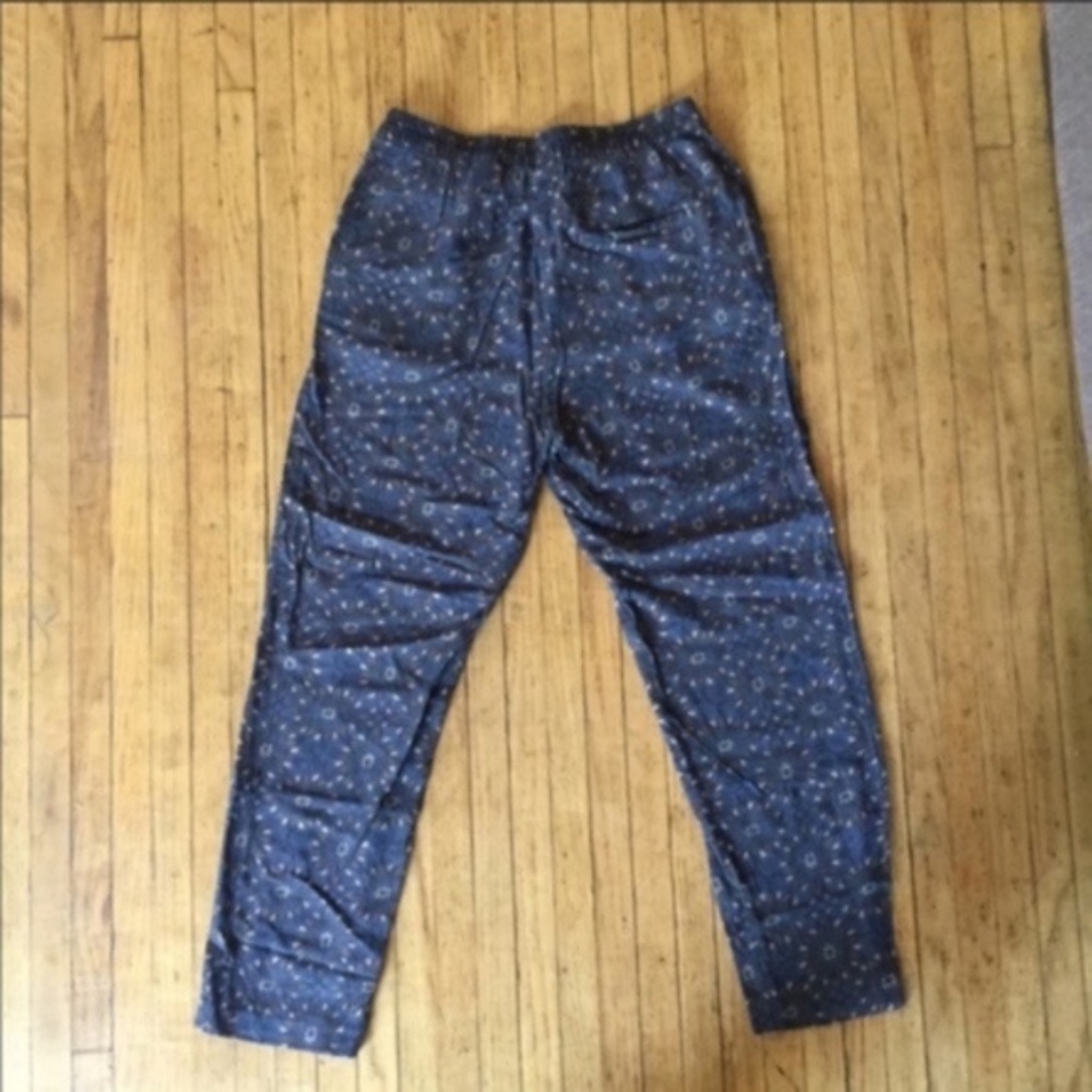 H&M Tapered Geometric Patterned Pants